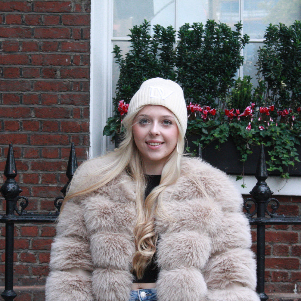 Divinity LONDON - Ribbed Beige Beanie