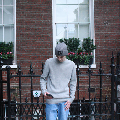 Divinity LONDON - Ribbed Grey Beanie